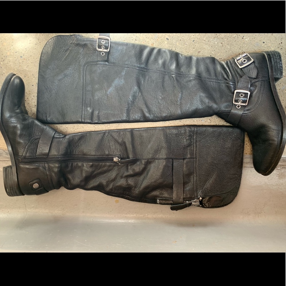 GUESS Knee Length Black Leather Boots